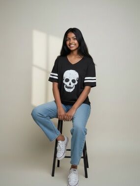 Vintage No Boundaries Skull Varsity Striped Tee Junior's XL Y2K Goth